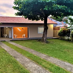 https://casa-bombinhas.santa-catarina-brasil.com